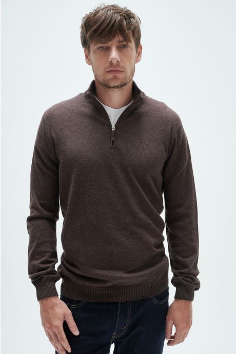 Sweater medio cierre, Brad. (Chocolate)